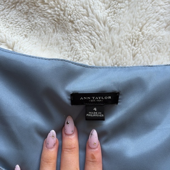 Ann Taylor Sheath Dress Blue Animal Print | Cap Sleeve Workwear Chic | Size 4 - Picture 4 of 6